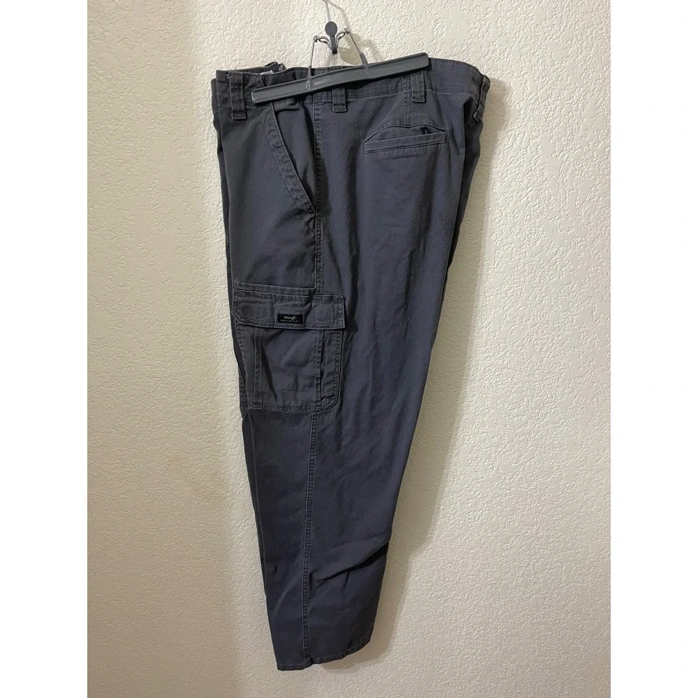 Wrangler Authentics Mens Cargo Pants Charcoal Gray 42x30 Straight Leg 10ZM7ABAH